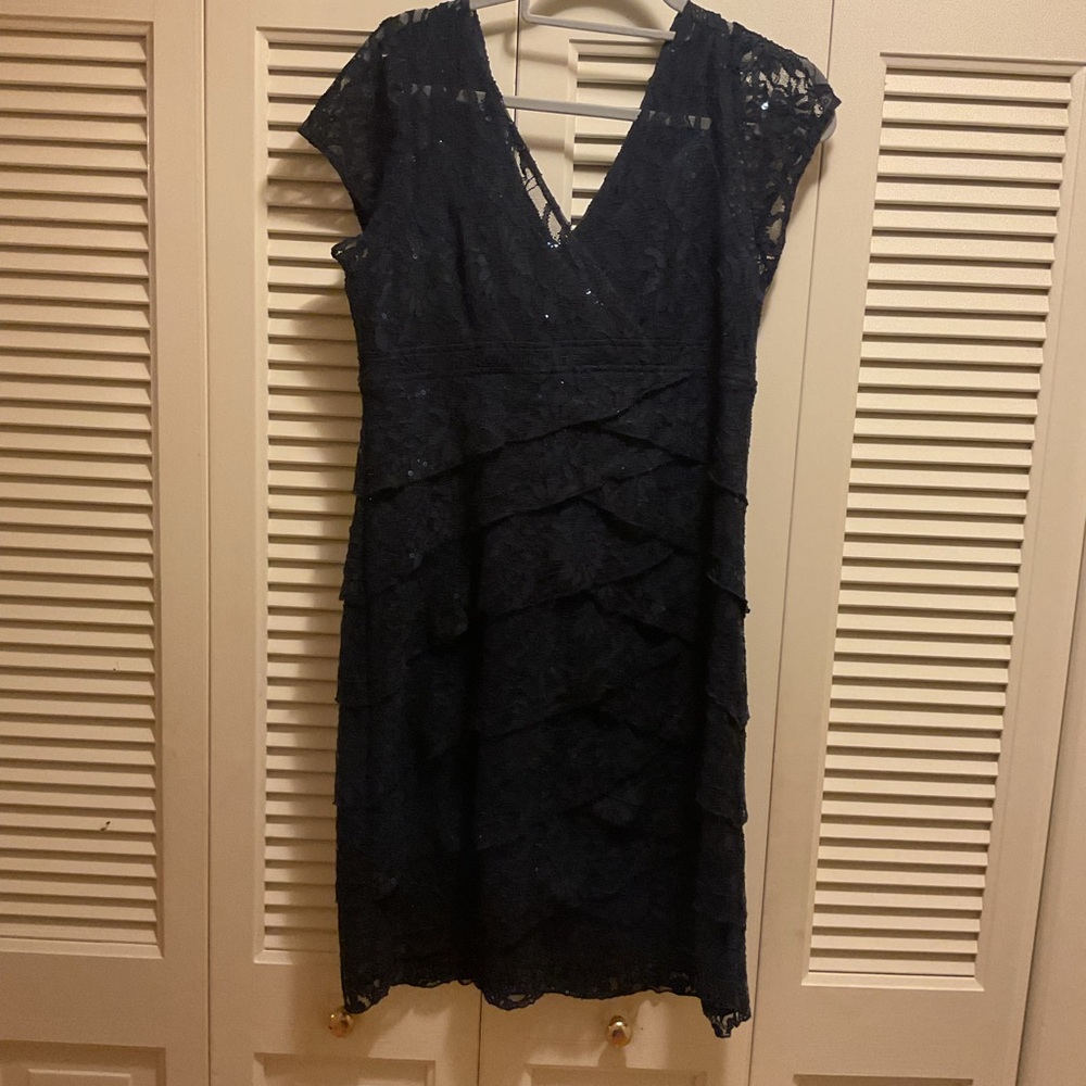 Lace Tiered V-Neck Women’s Dress - NAVY light sequin accents throughout